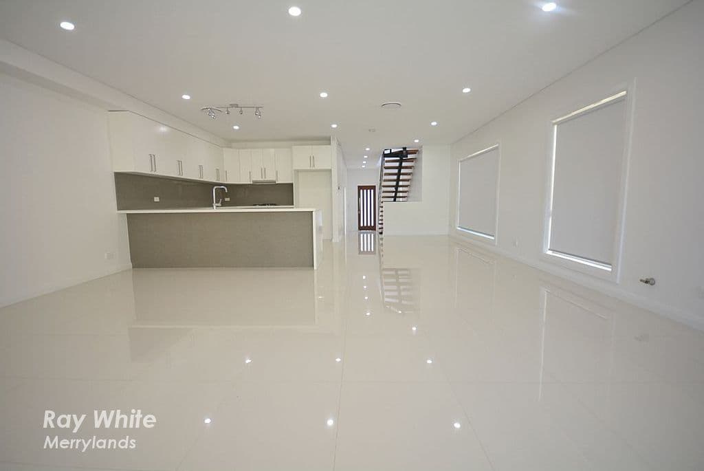 30 Damien Avenue, Greystanes NSW 2145, Greystanes - Thumbnail 2