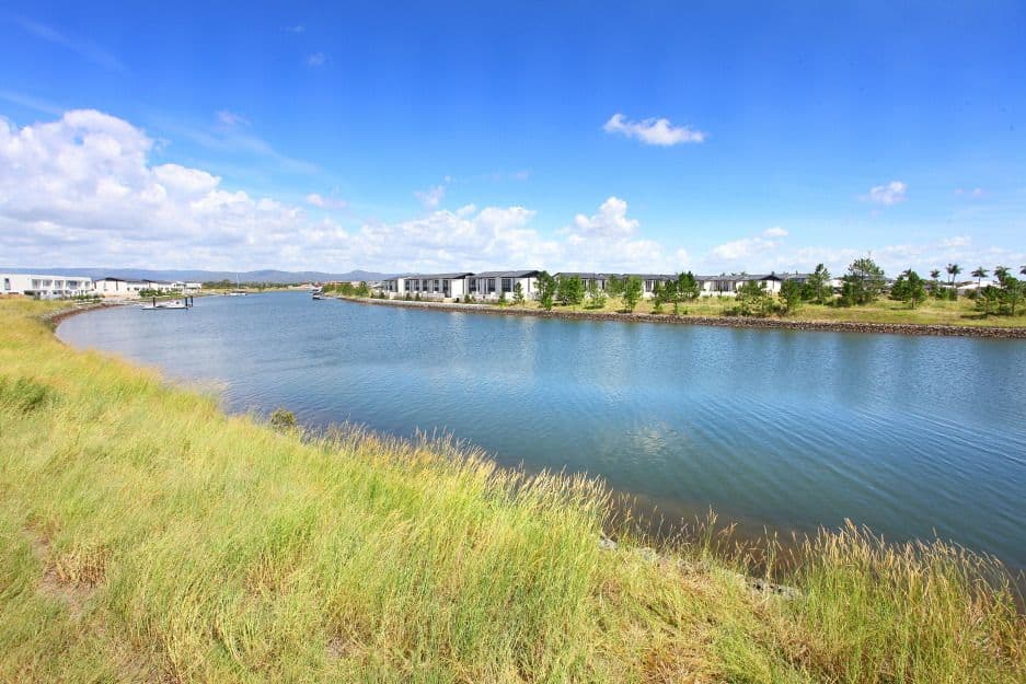 192 Marina Quays Boulevard, Hope Island QLD 4212, Hope Island - Thumbnail 2
