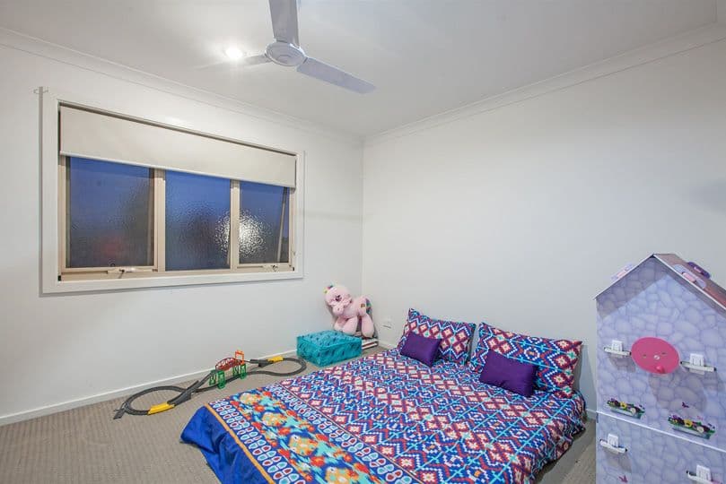 40 Etheridge Lane, Craigieburn VIC 3064, Craigieburn - Thumbnail 8