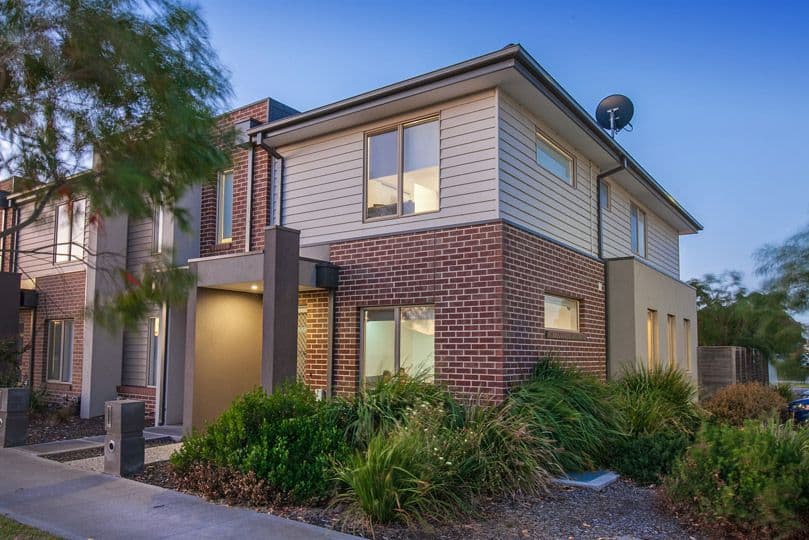 40 Etheridge Lane, Craigieburn VIC 3064, Craigieburn - Image 1