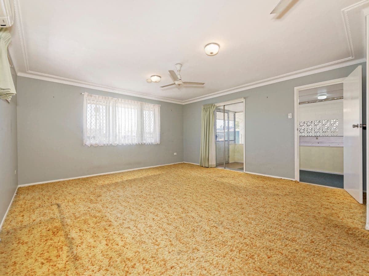 243 Anzac Avenue, Kippa-Ring QLD 4021, Kippa-Ring - Thumbnail 2