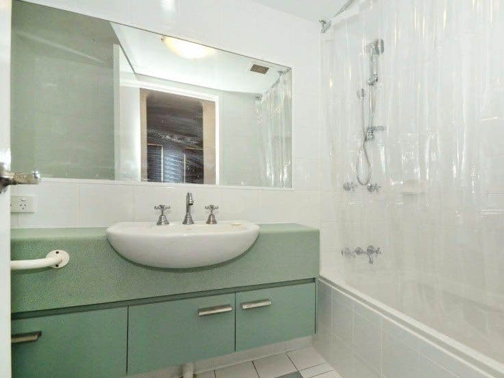 10 Alexandra Avenue, Mermaid Beach QLD 4218, Mermaid Beach - Thumbnail 8