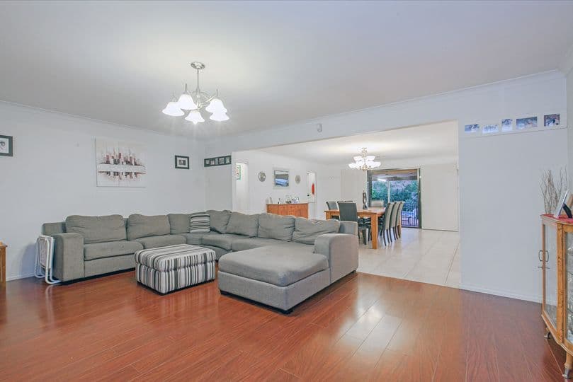 19 Tovey Street, Reservoir VIC 3073, Reservoir - Thumbnail 3