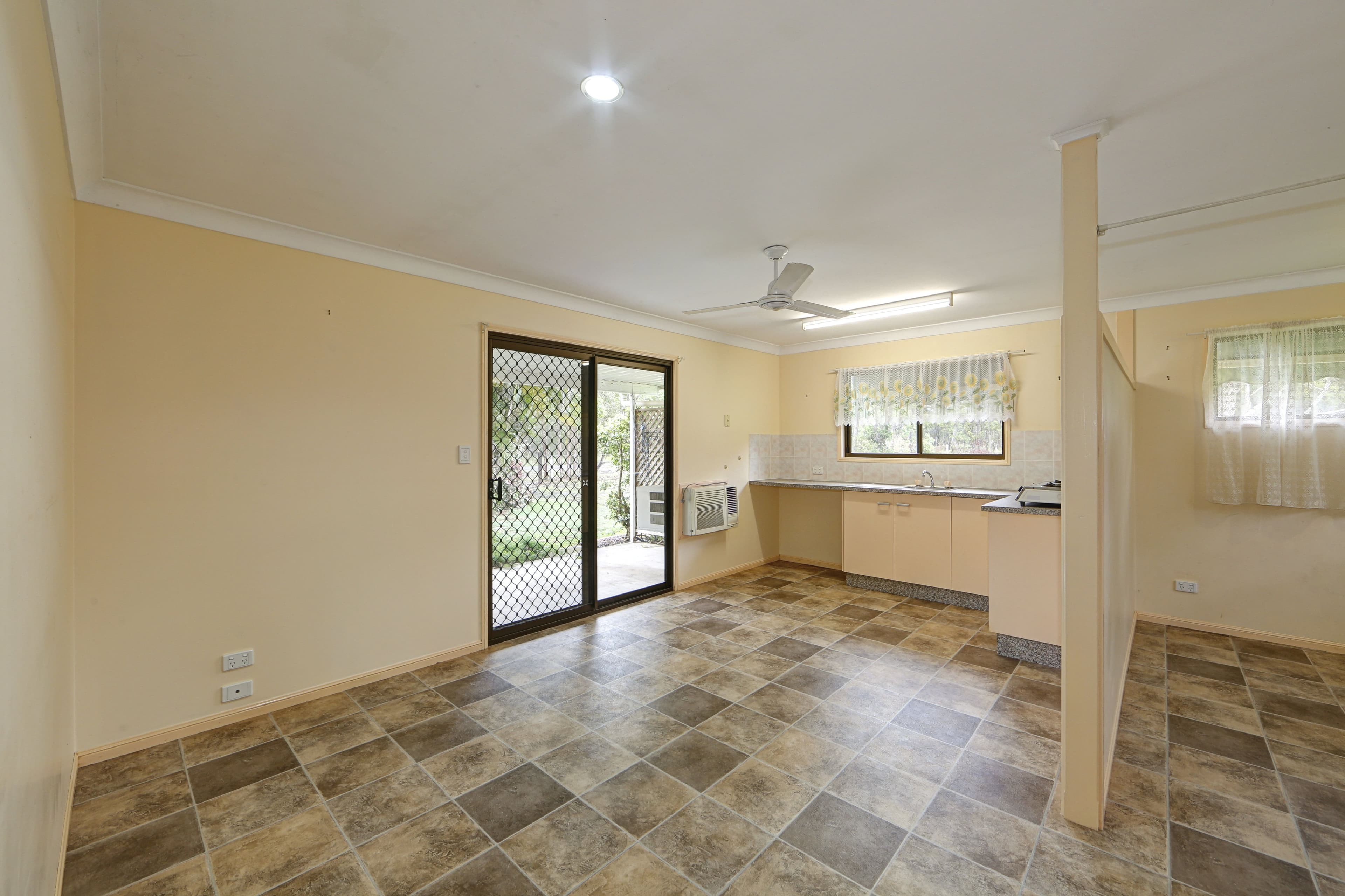 8 Tulloch Place, Branyan QLD 4670, Branyan - Thumbnail 6