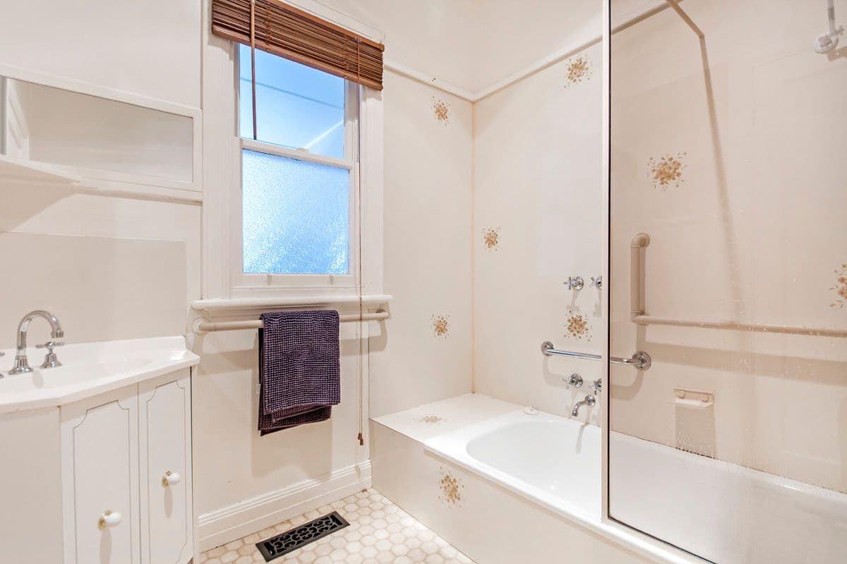 10 McConnell Street, Warrnambool VIC 3280, Warrnambool - Thumbnail 6