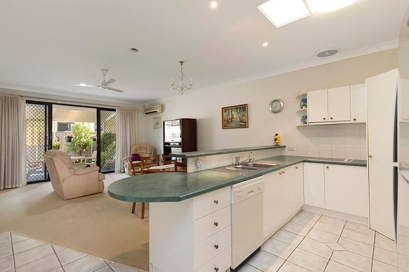 136 Meadowlands Road, Carina QLD 4152, Carina - Thumbnail 3