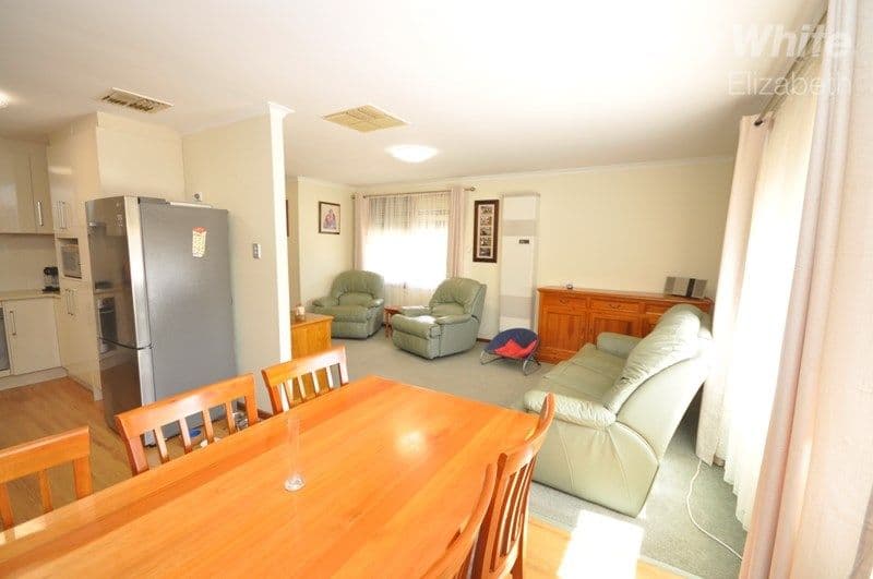 18 Tallara Crescent, Munno Para SA 5115, Munno Para - Thumbnail 4