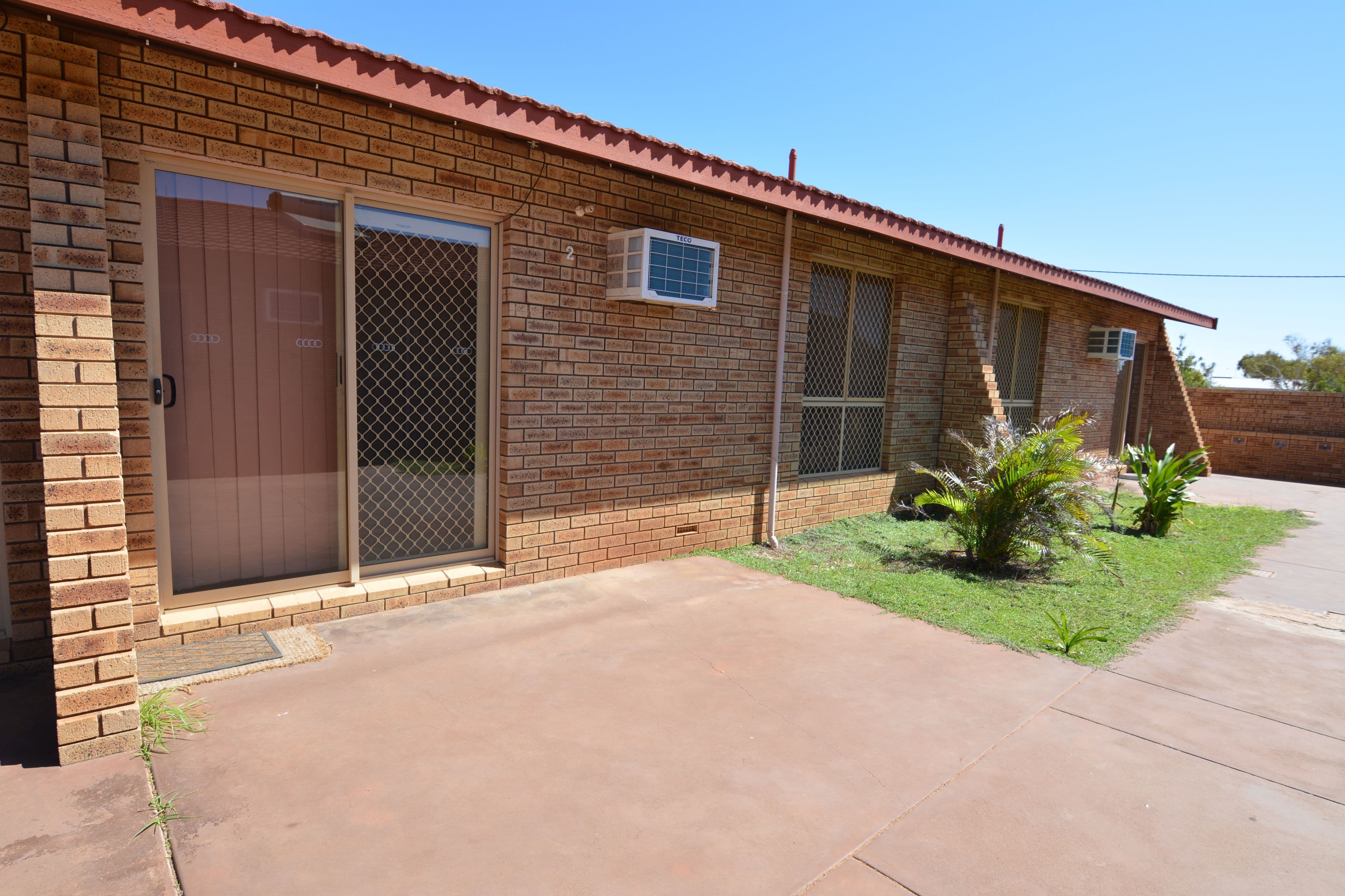 Unit 2/6-8 Wooramel Street, CARNARVON WA 6701, Carnarvon - Image 1