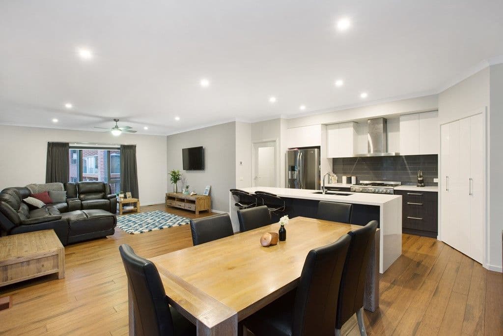 11 Madelia Court, Mount Pleasant VIC 3350, Mount Pleasant - Thumbnail 2