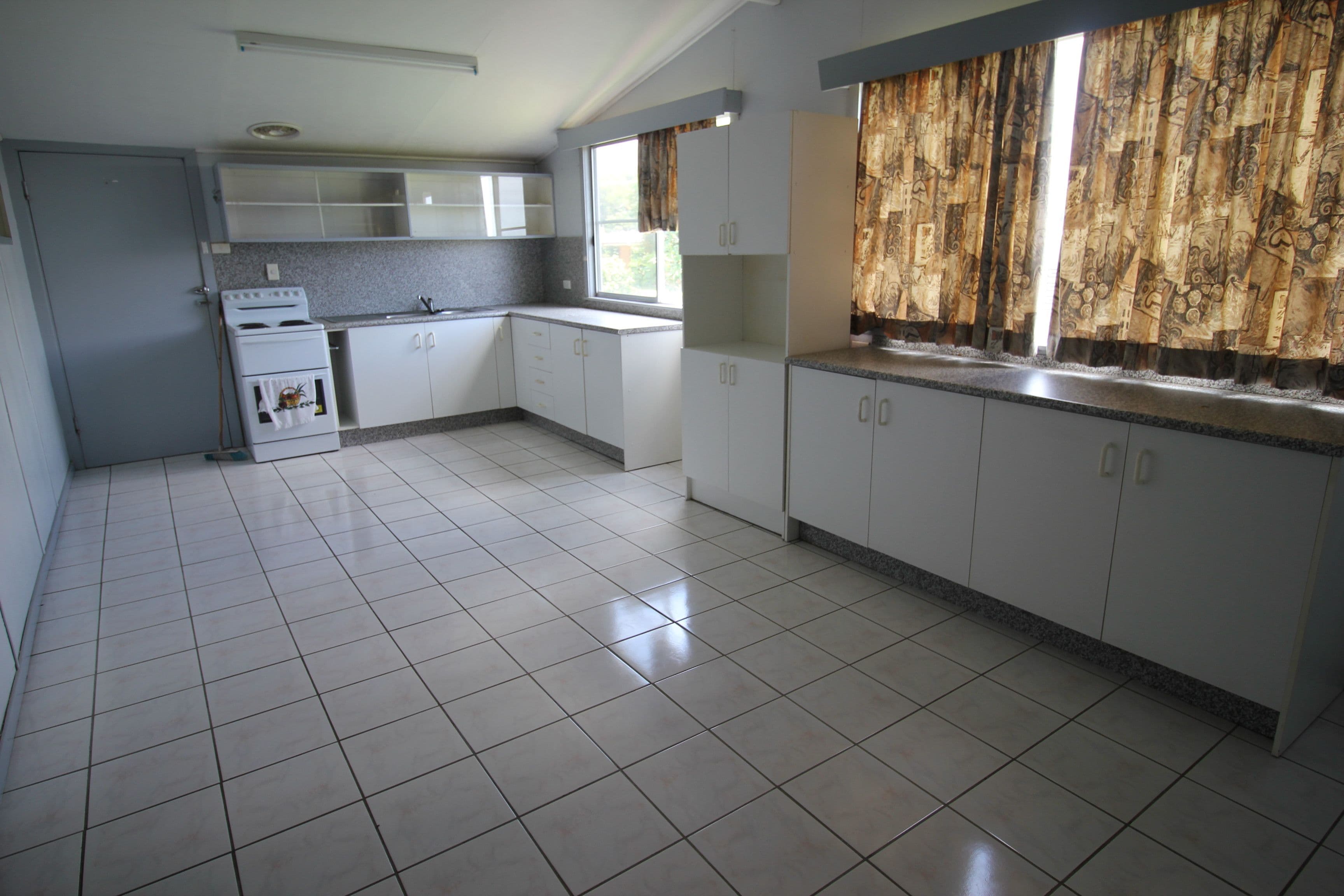29 Scott Street, Halifax QLD 4850, Halifax - Thumbnail 2