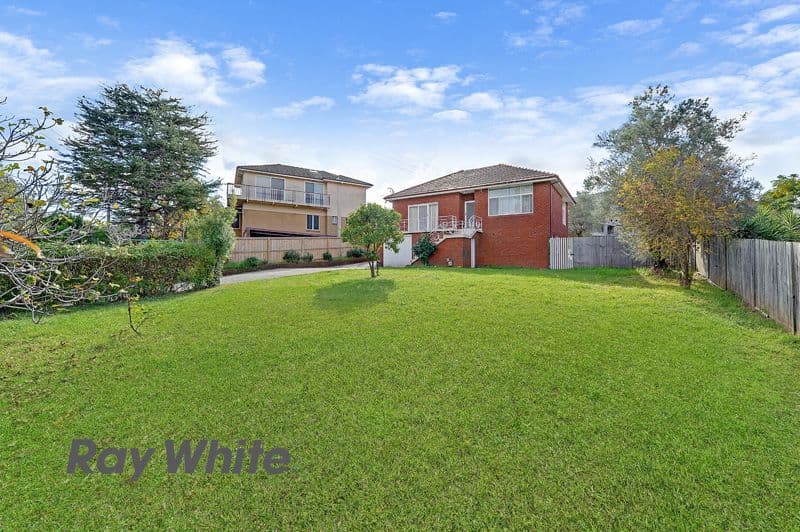 125 Agincourt Road, Marsfield - Thumbnail 3