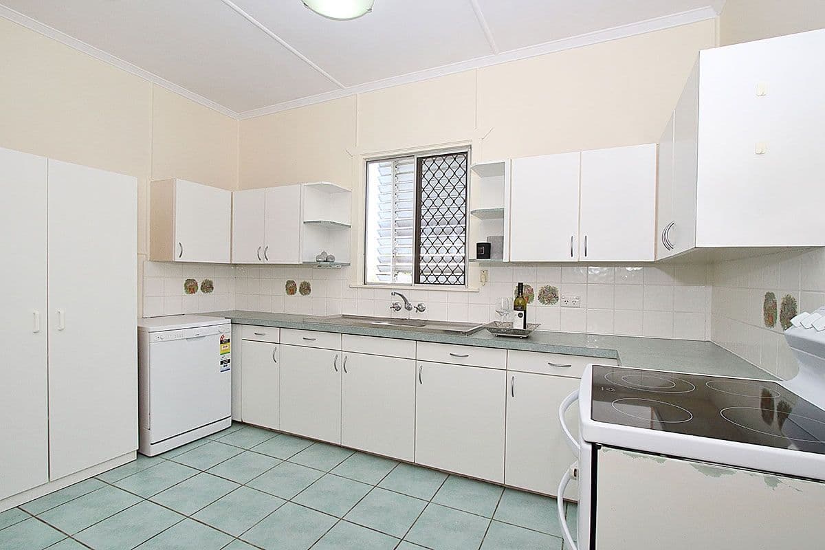 9 Hargreaves Street, Eastern Heights QLD 4305, Eastern Heights - Thumbnail 8