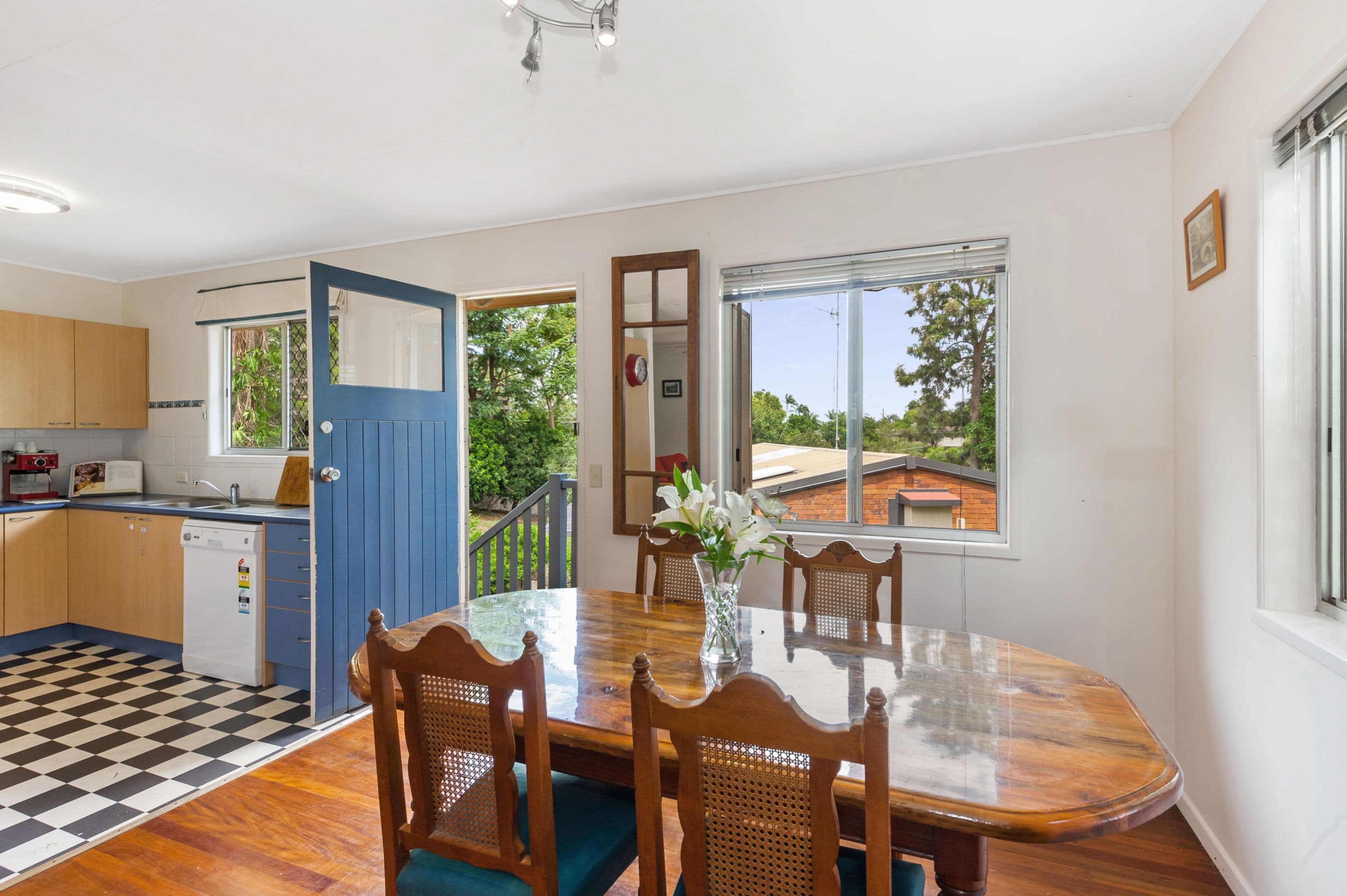 12 Cassandra Street, Chapel Hill QLD 4069, Chapel Hill - Thumbnail 6
