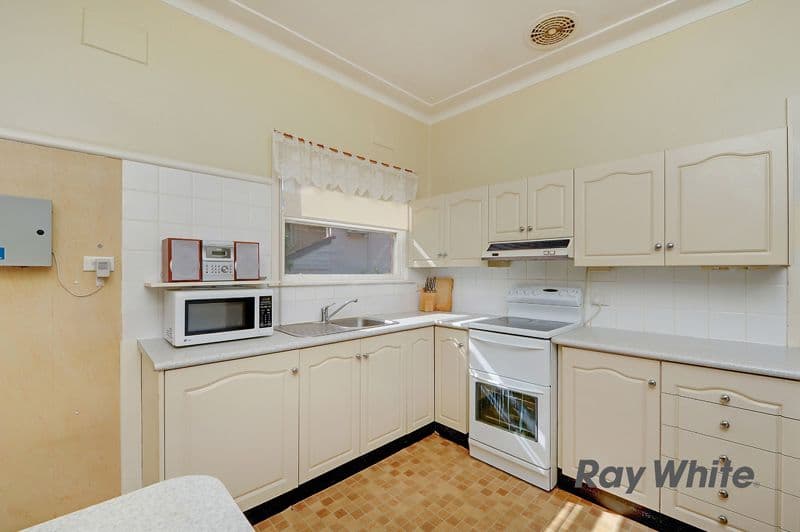 1 Perkins Street, Denistone West - Thumbnail 4