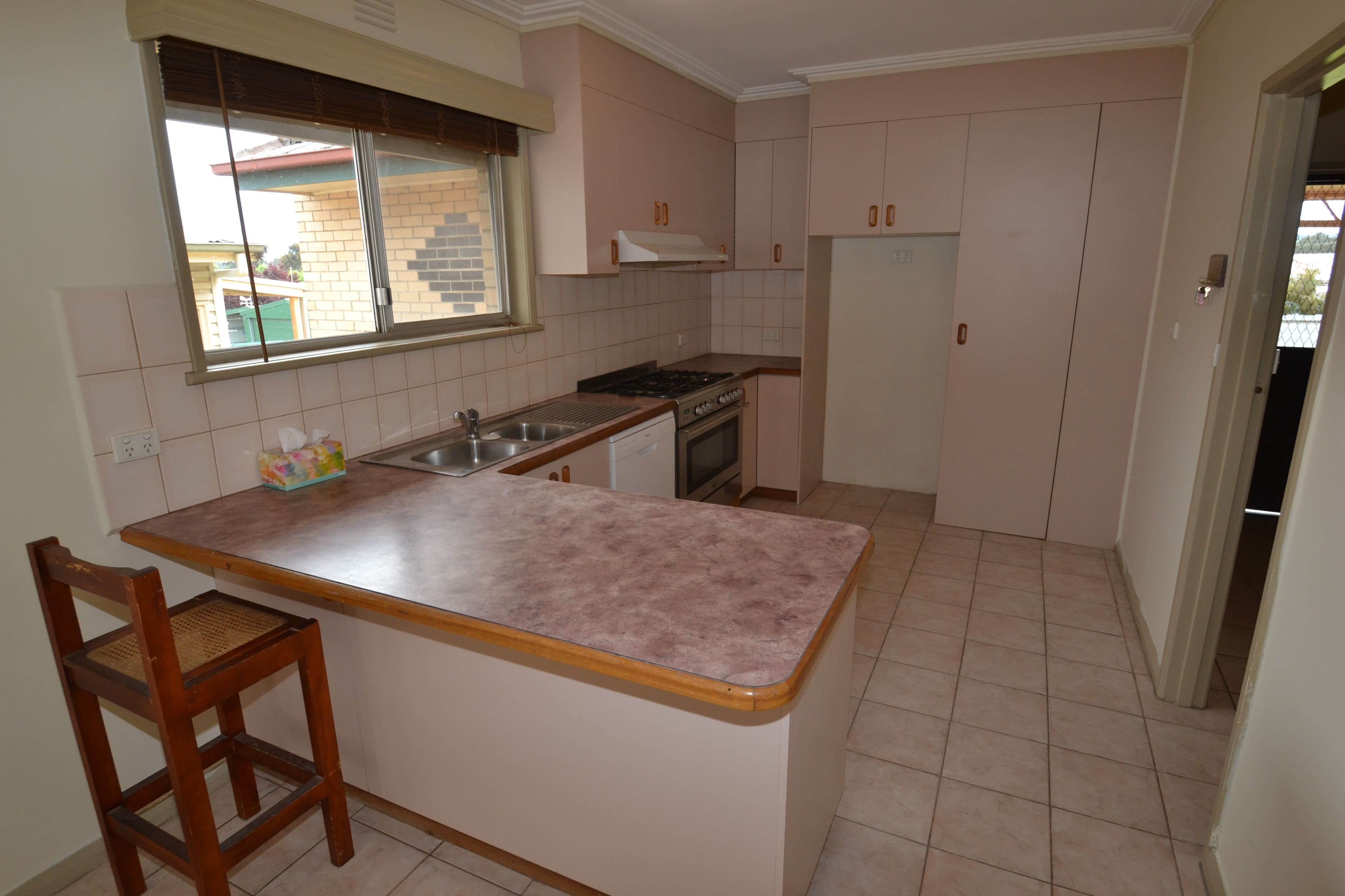 135 Anzac Avenue, Seymour VIC 3660, Seymour - Thumbnail 2