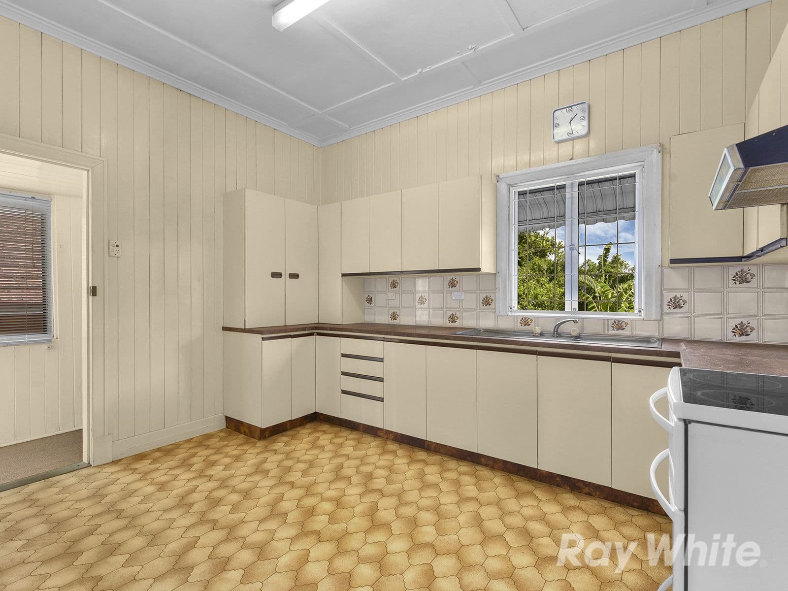 56 Highcrest Avenue, Wavell Heights QLD 4012, Wavell Heights - Thumbnail 6