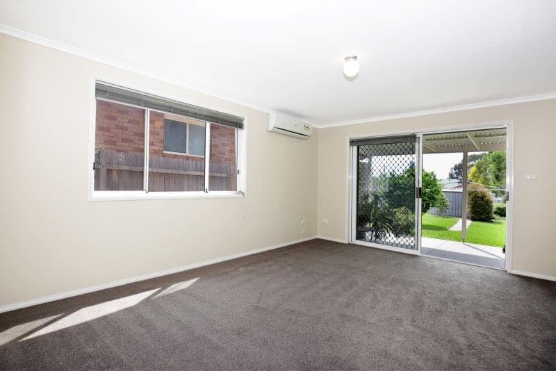 8 Elderberry Avenue, Worrigee - Thumbnail 2