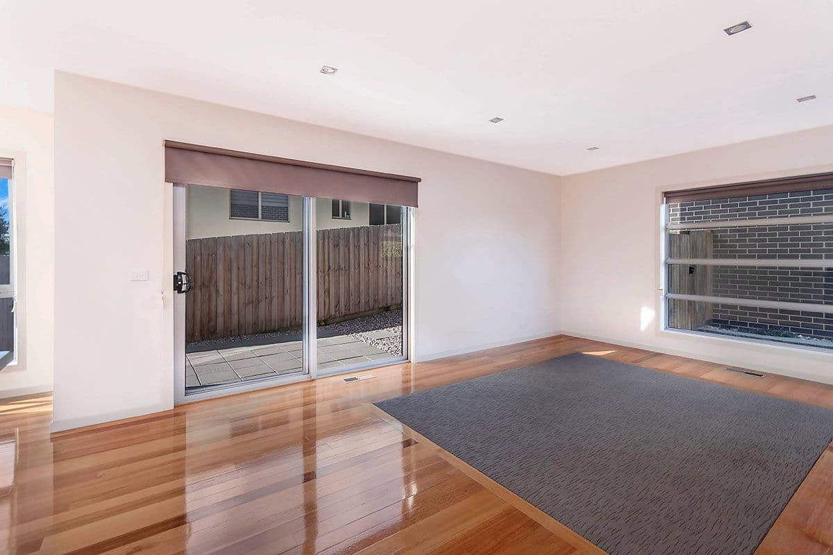 24 Renoir Drive, Warrnambool VIC 3280, Warrnambool - Thumbnail 3