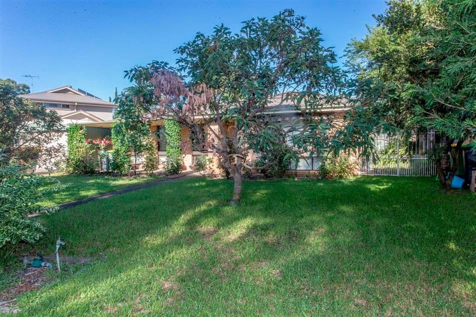 29 Tanbark Circuit, Werrington Downs - Thumbnail 2