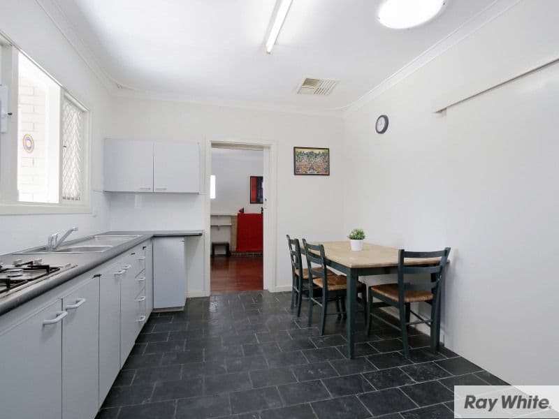 106 Elizabeth Street, Beckenham WA 6107, Beckenham - Thumbnail 2
