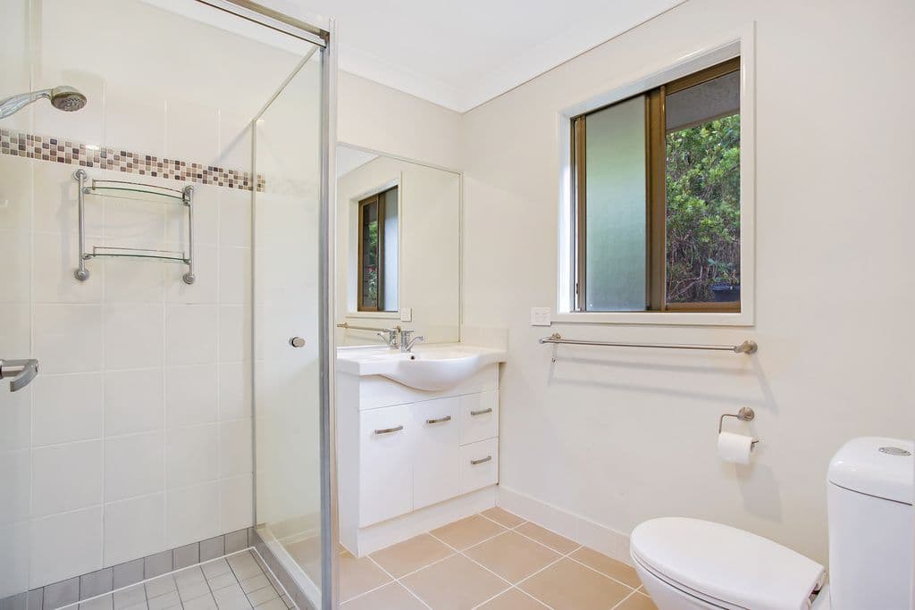 2 Glenwood Green Court, Mudgeeraba QLD 4213, Mudgeeraba - Thumbnail 6
