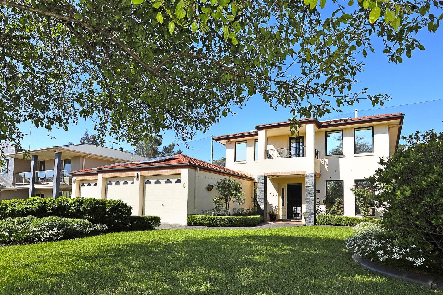 6 Huntingdale Drive, Glenmore Park - Image 1