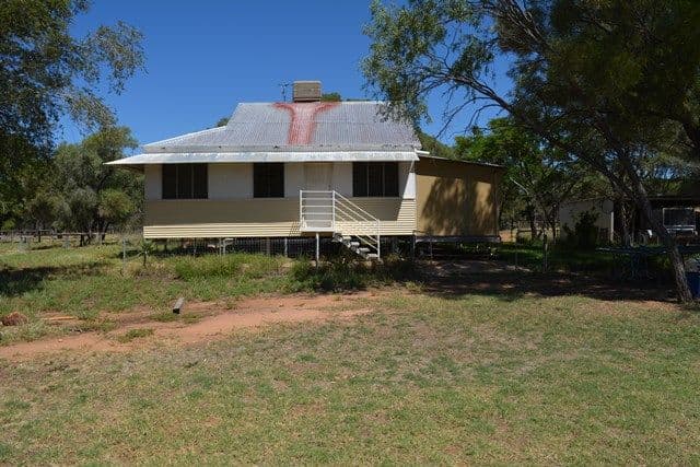 58 Sandalwood Drive, Barcaldine QLD 4725, Barcaldine - Thumbnail 2
