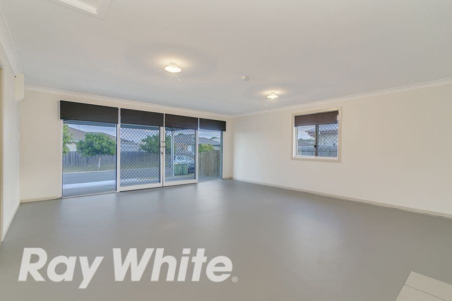 40 Lake Borumba Street, Logan Reserve QLD 4133, Logan Reserve - Thumbnail 5