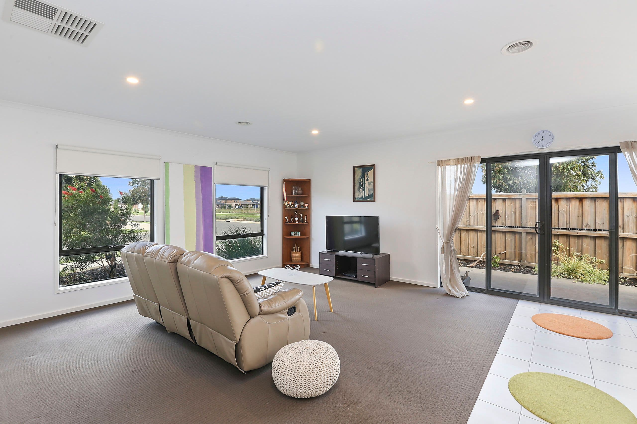 44 Whitecliff Way, Armstrong Creek VIC 3217, Armstrong Creek - Thumbnail 3