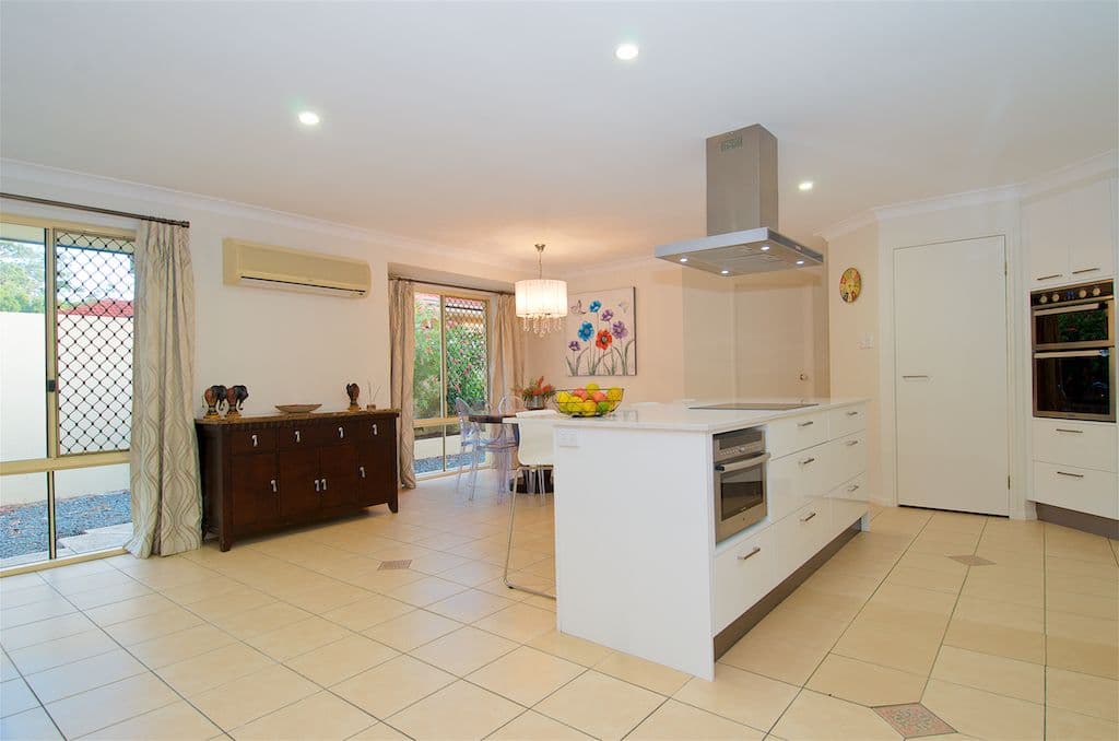 89 Arun Drive, Arundel QLD 4214, Arundel - Thumbnail 8