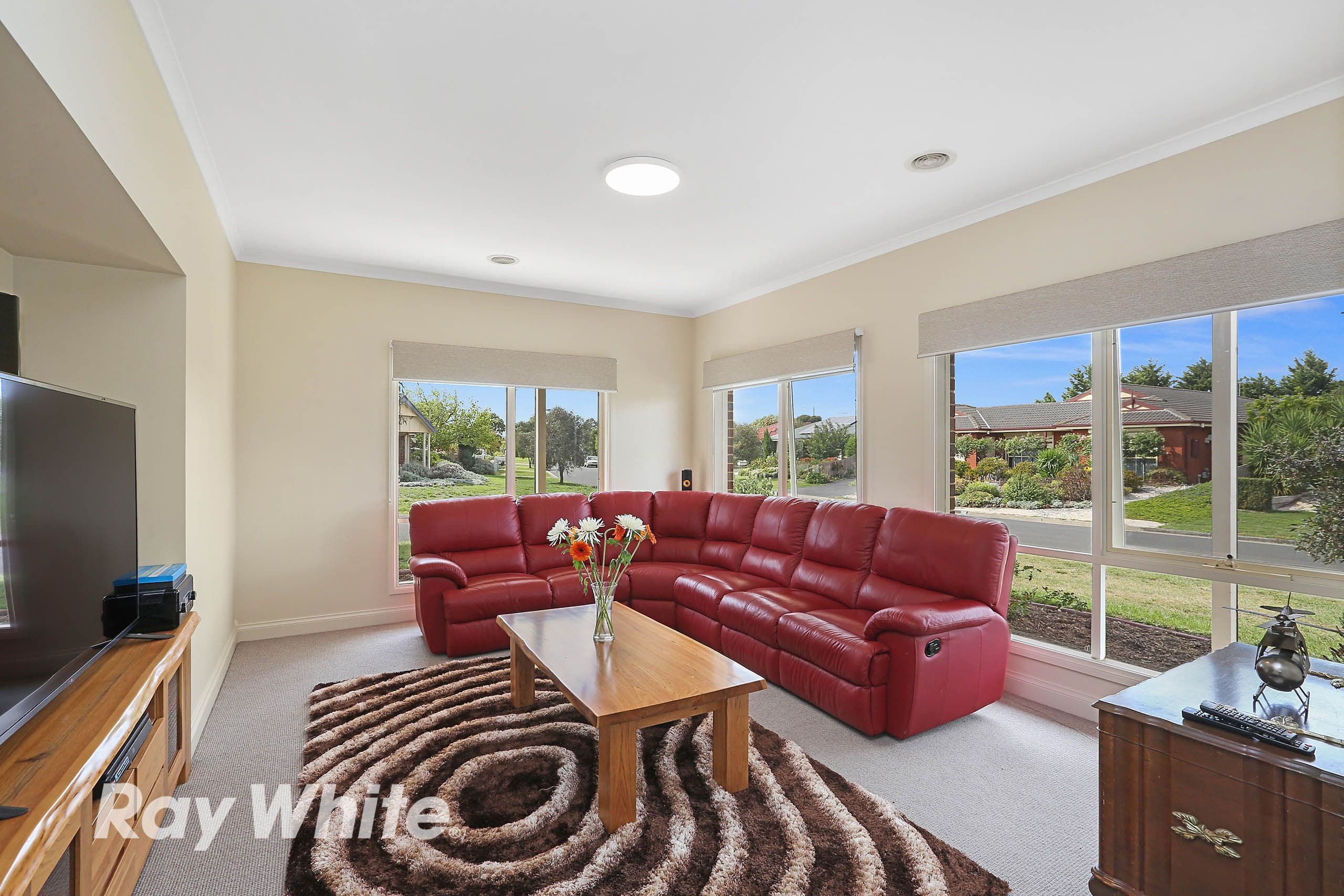 7 Cumberland Drive, Lara VIC 3212, Lara - Thumbnail 2