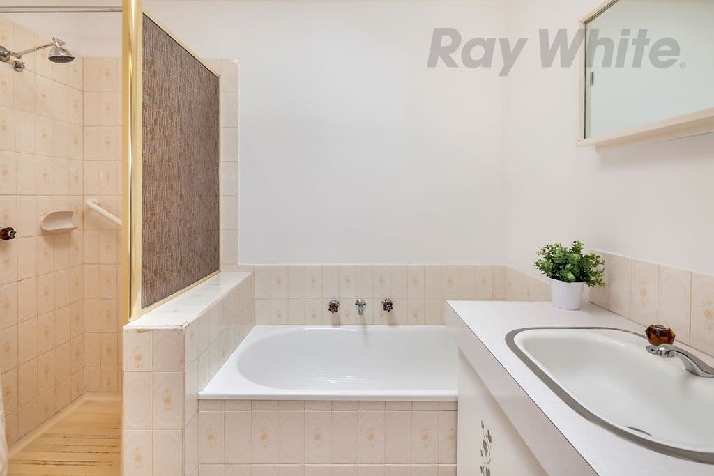 2/1048 Howitt Street, Wendouree  Victoria  3355, Australia, Wendouree - Thumbnail 7