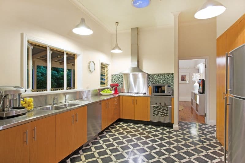 67 Gerler Street, BARDON QLD 4065, Bardon - Thumbnail 2