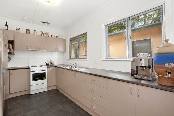 46 Barnett Road, Bardon QLD 4065, Bardon - Thumbnail 3