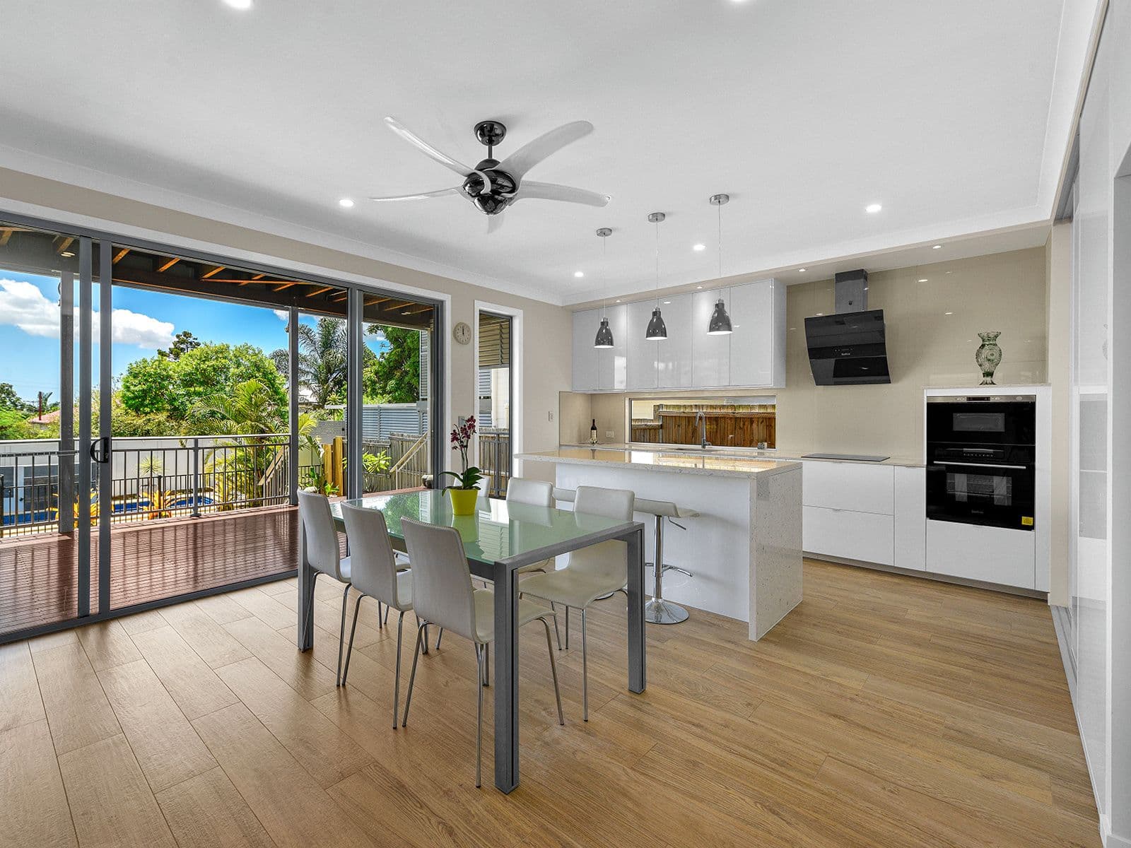 74 Erica Street, Cannon Hill QLD 4170, Cannon Hill - Thumbnail 3