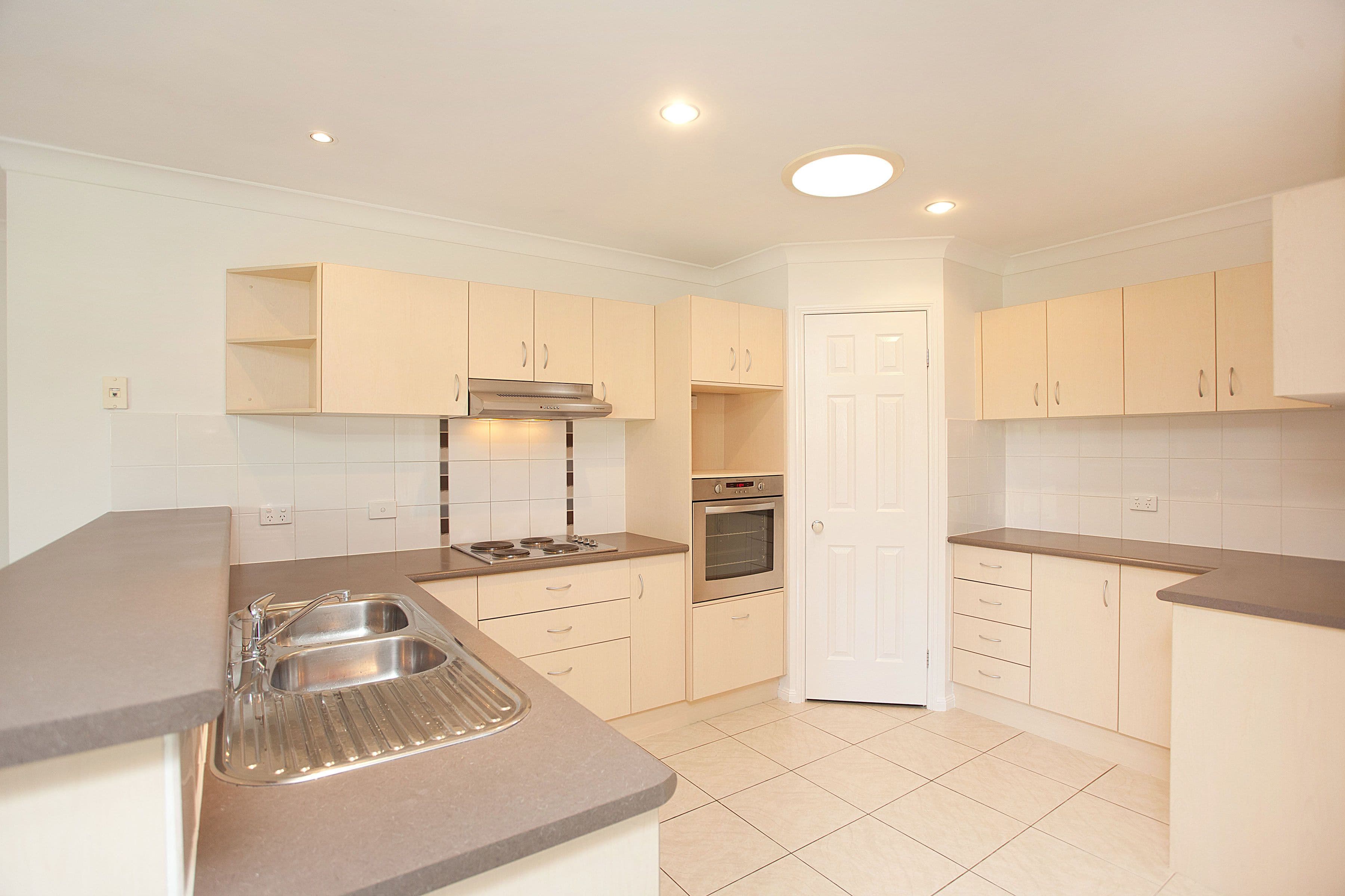 4 Buchanan Circuit, Oxenford QLD 4210, Oxenford - Thumbnail 8