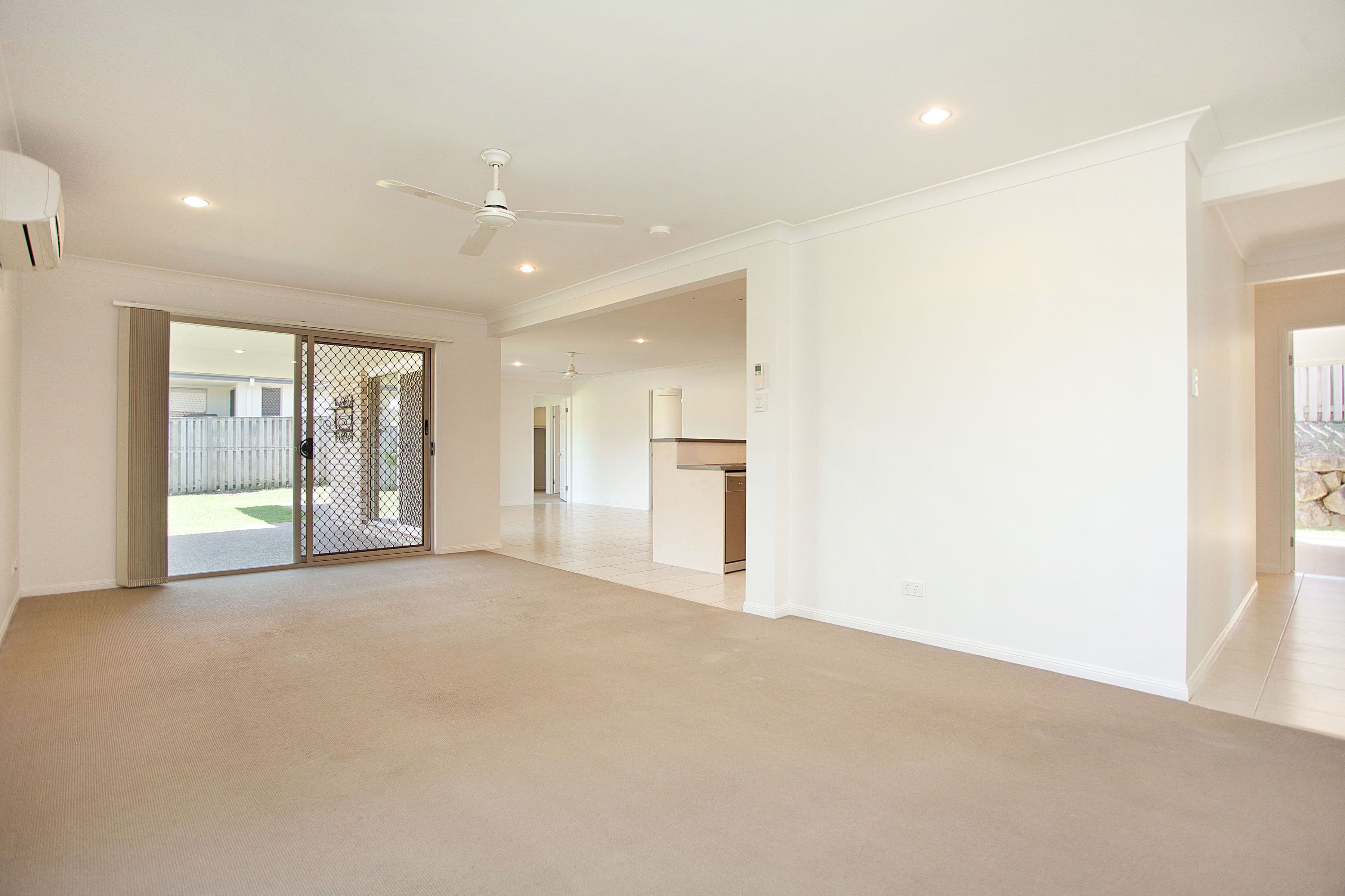 4 Buchanan Circuit, Oxenford QLD 4210, Oxenford - Thumbnail 4