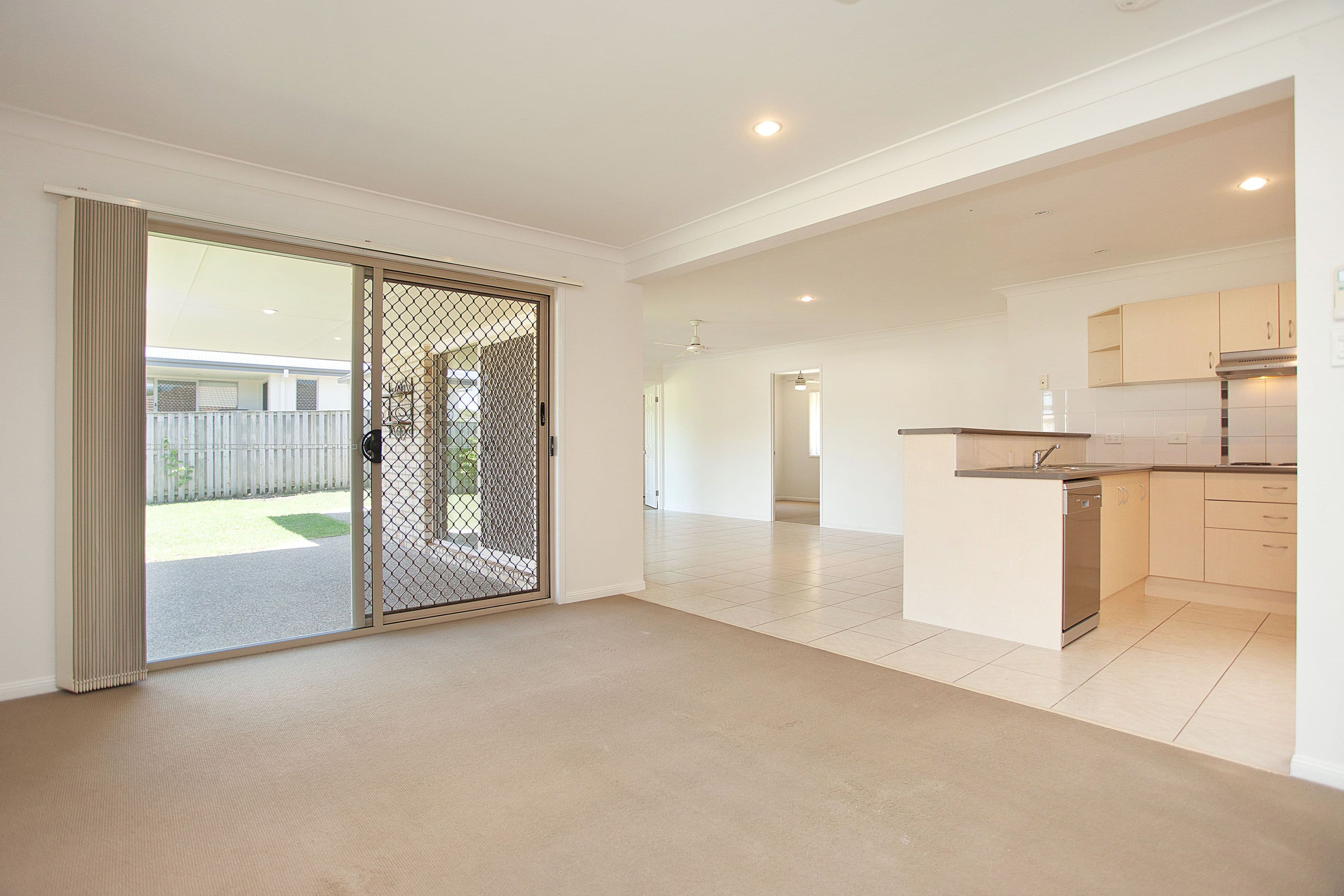 4 Buchanan Circuit, Oxenford QLD 4210, Oxenford - Thumbnail 3