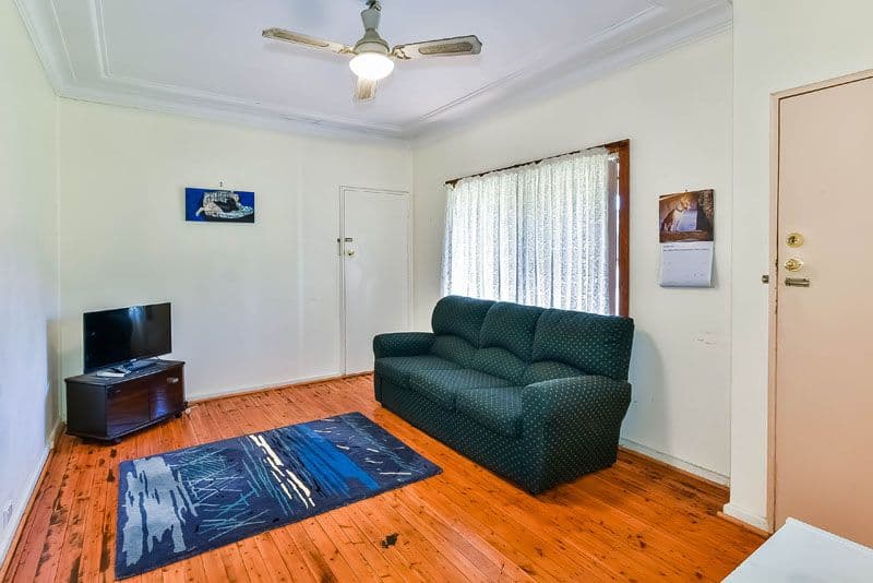 21 Waminda Avenue, Campbelltown - Thumbnail 5