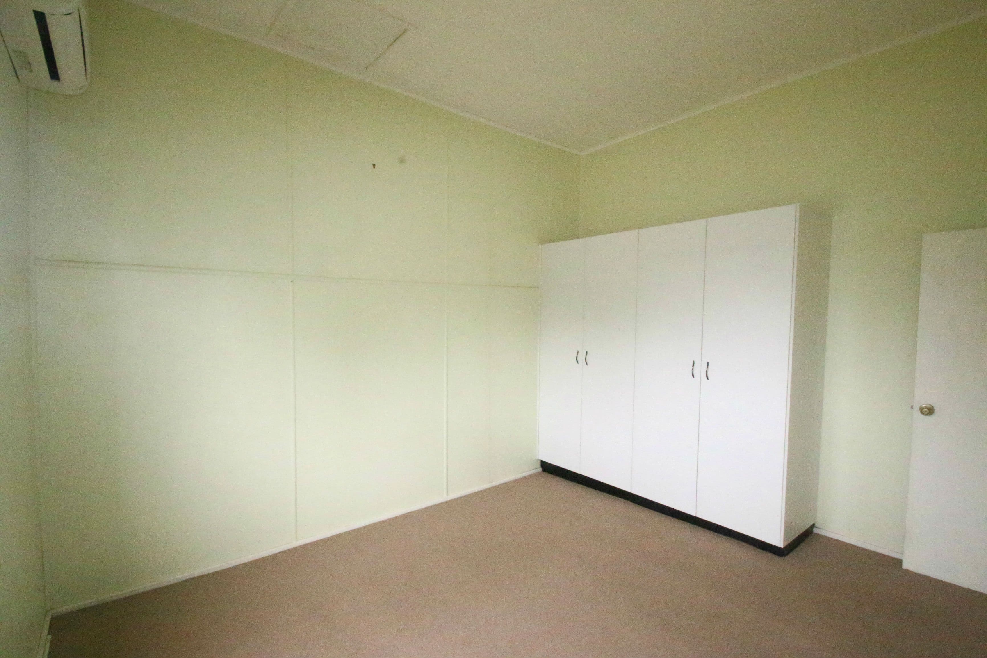 17 Rutherford Street, Monto QLD 4630, Monto - Thumbnail 7