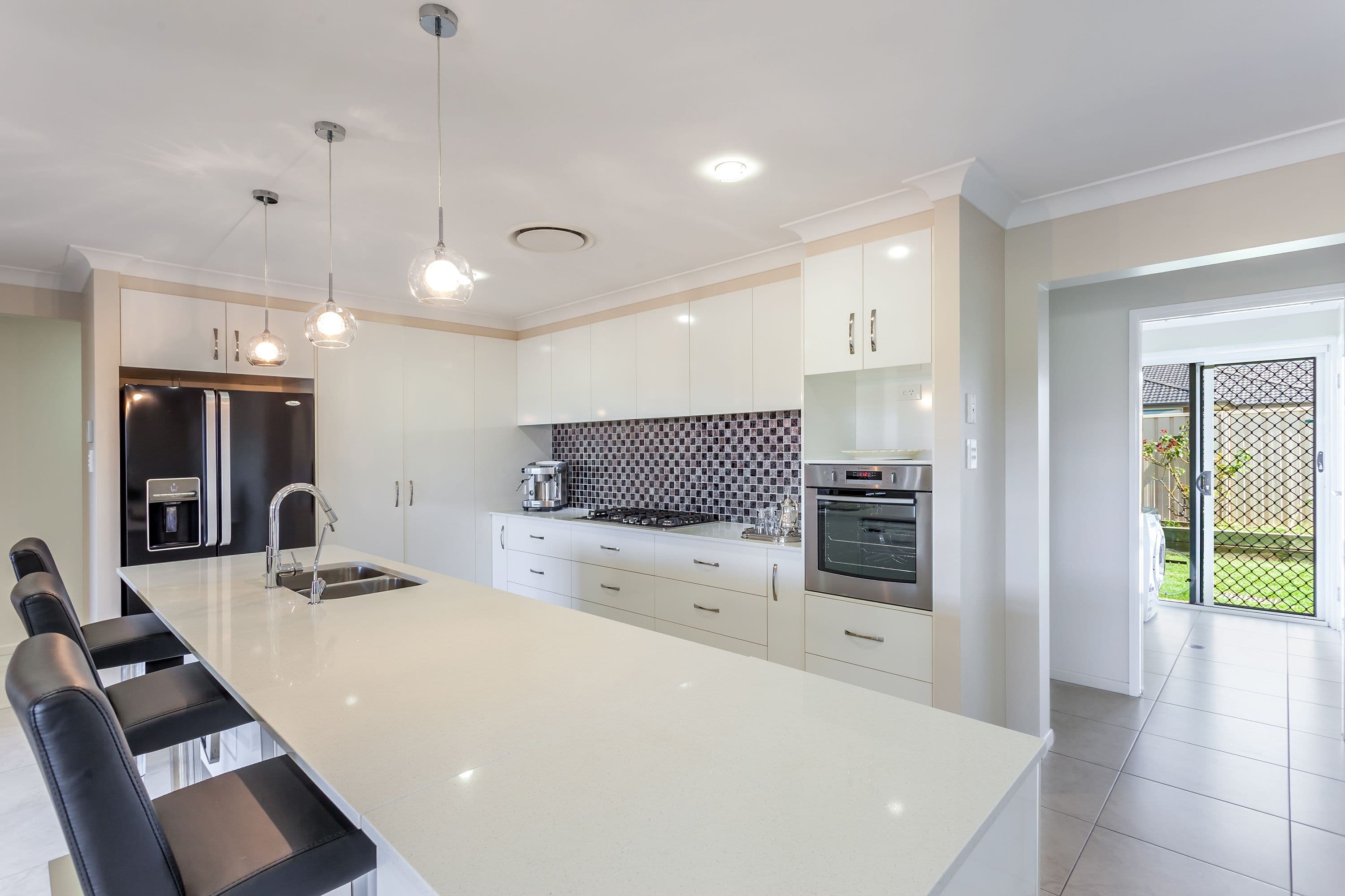 11 Graves Drive, Kearneys Spring QLD 4350, Kearneys Spring - Thumbnail 4