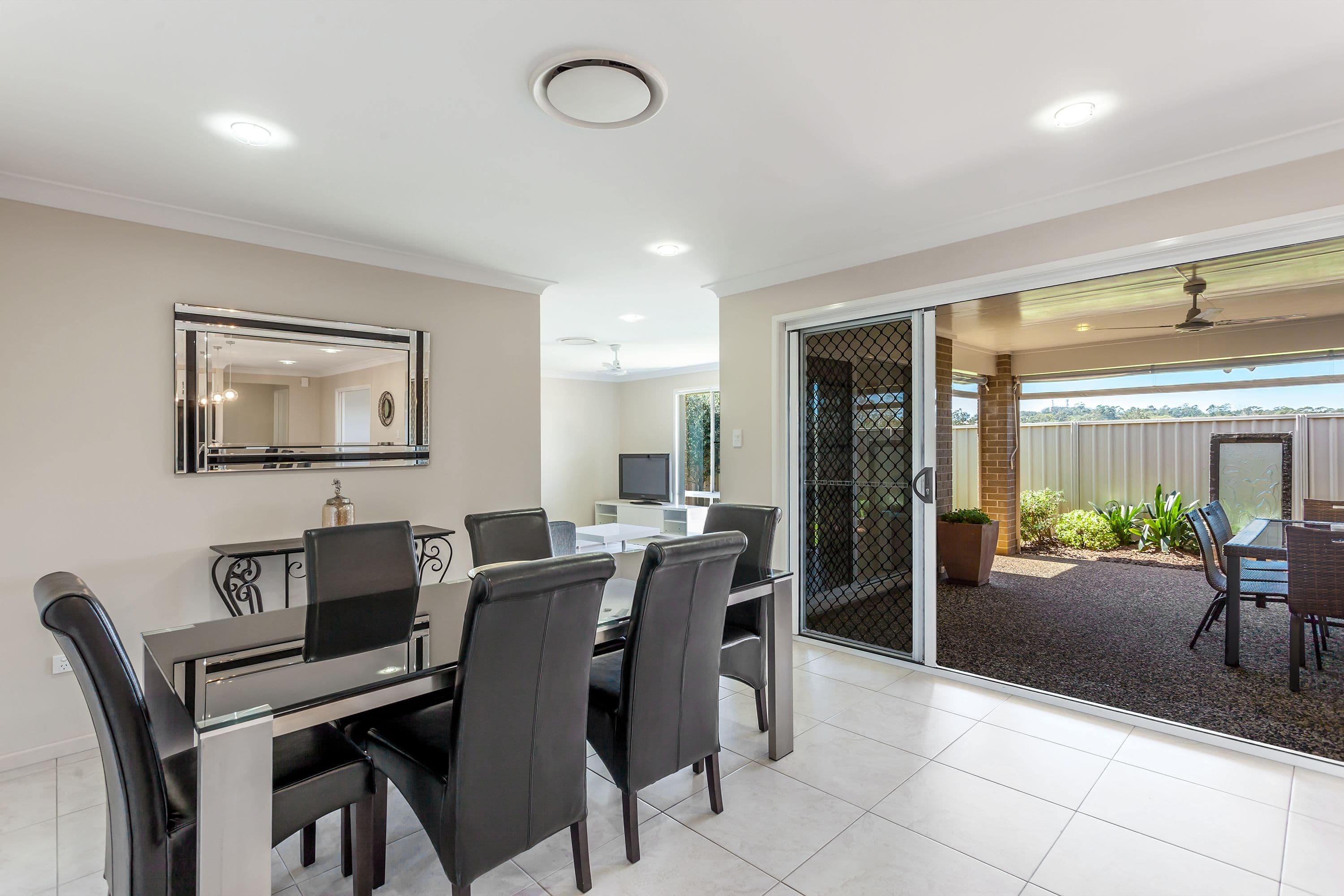 11 Graves Drive, Kearneys Spring QLD 4350, Kearneys Spring - Thumbnail 8