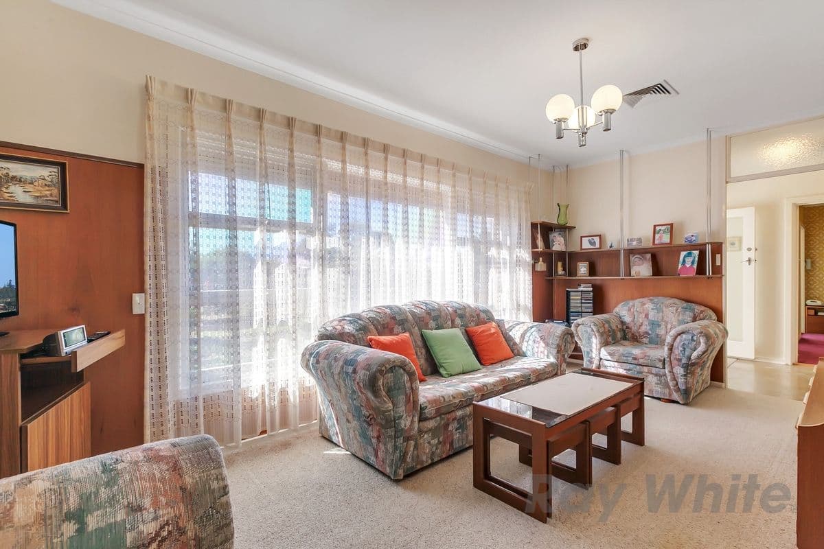 9 Pearce Street, O'Sullivan Beach SA 5166, O'Sullivan Beach - Thumbnail 3