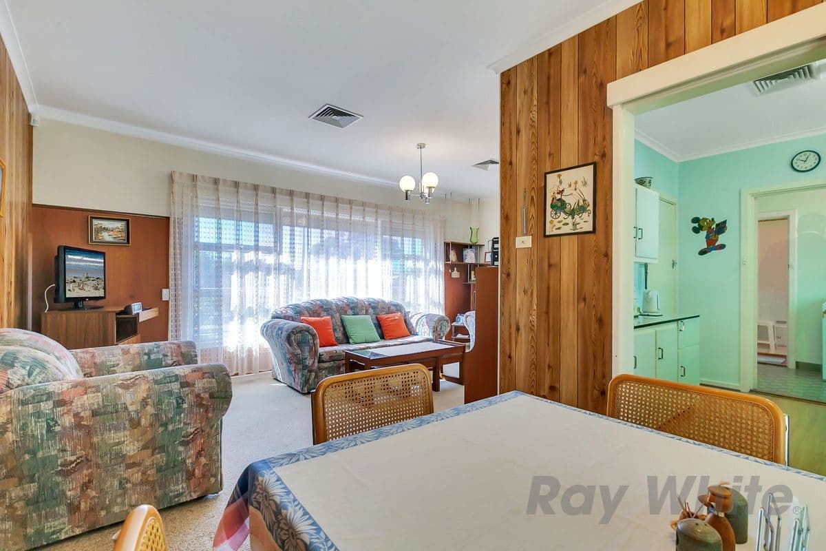 9 Pearce Street, O'Sullivan Beach SA 5166, O'Sullivan Beach - Thumbnail 5
