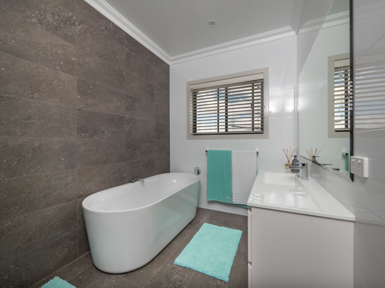 2 Nelson Place, Armidale - Thumbnail 2