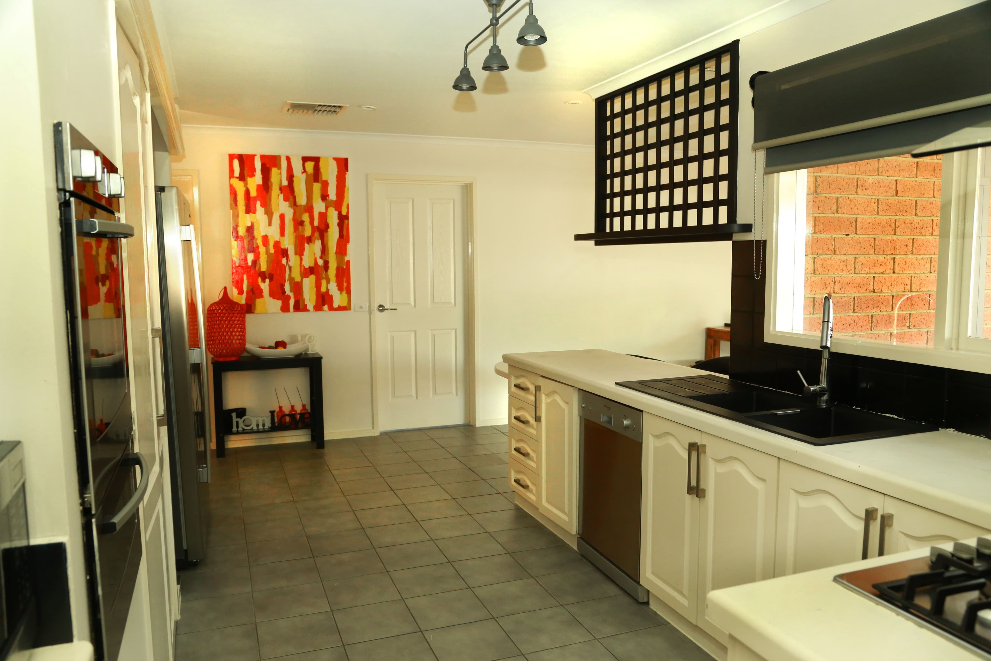 12 Fairwyn Close, Mill Park VIC 3082, Mill Park - Thumbnail 4