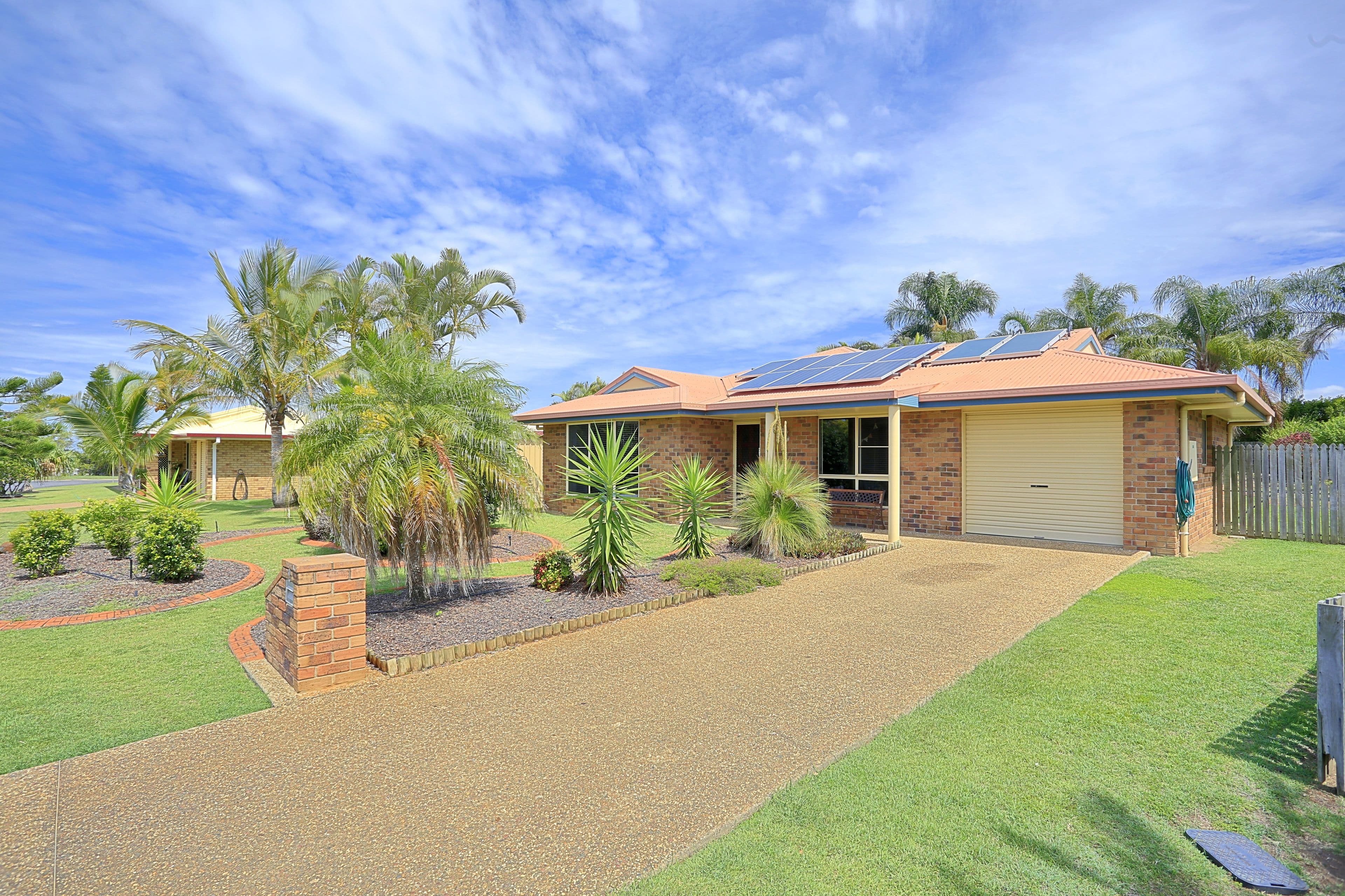 2 Majestic Place, Coral Cove QLD 4670, Coral Cove - Image 1