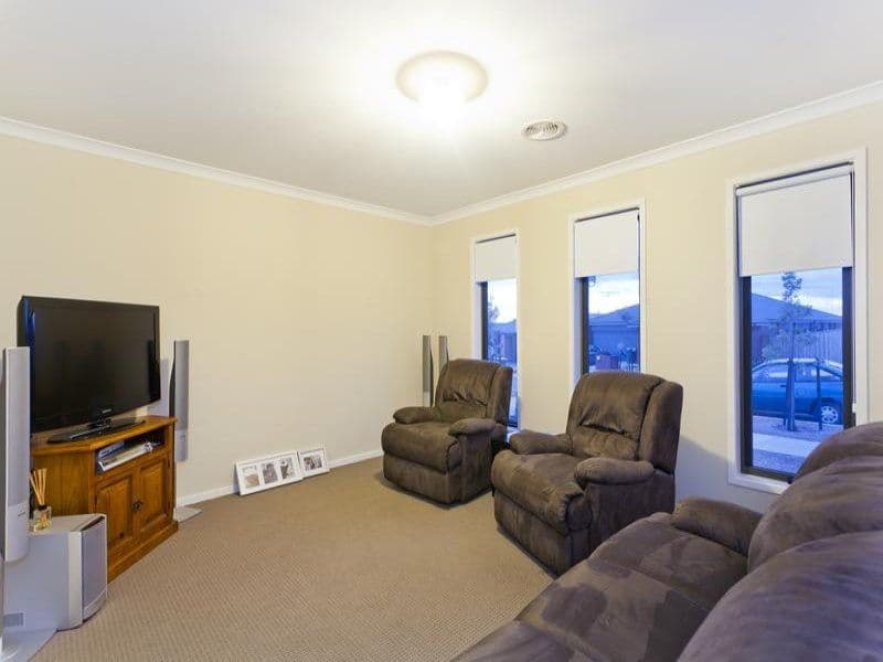 22 Shoaling Drive, Leopold VIC 3224, Leopold - Thumbnail 2