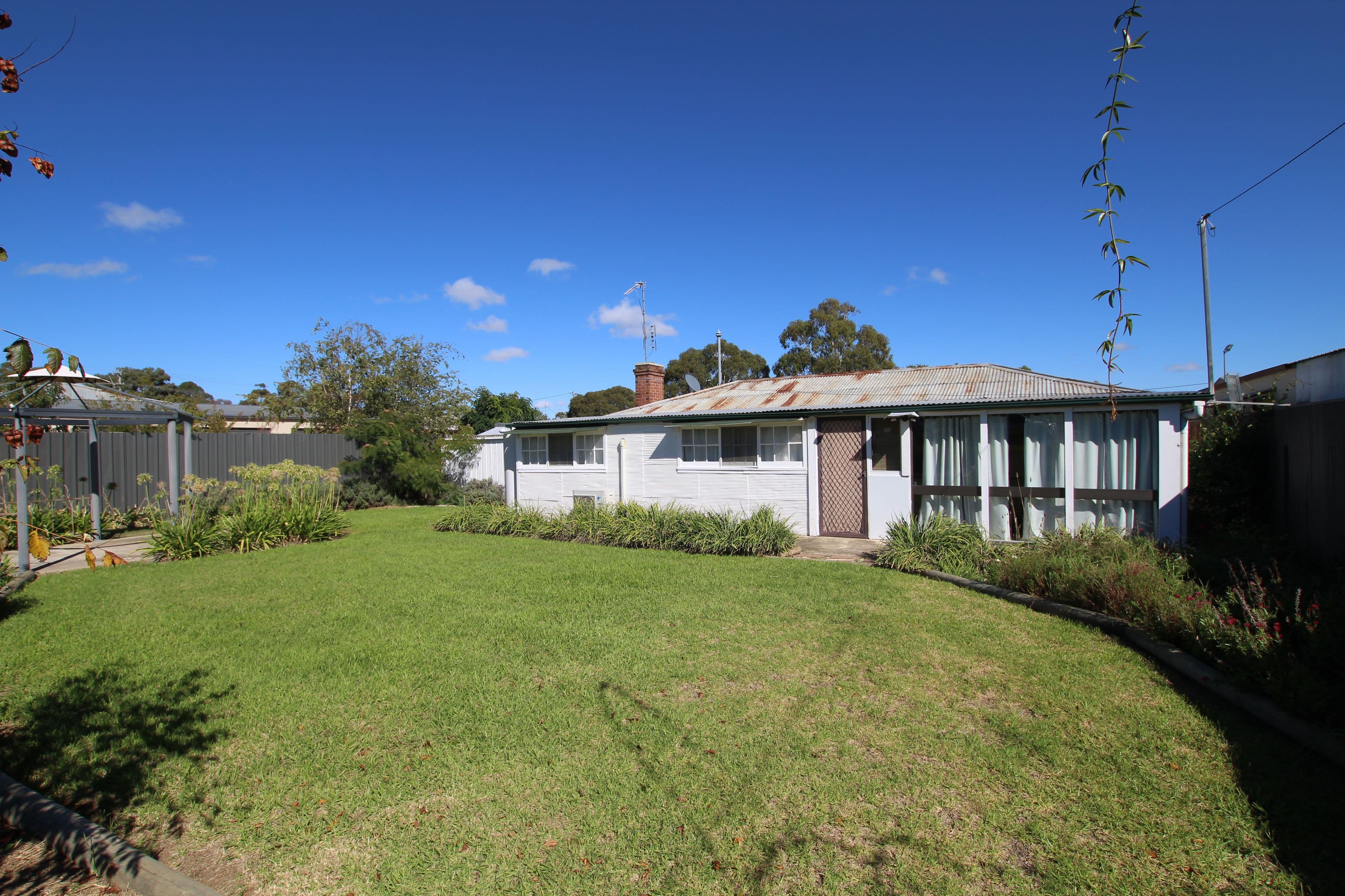 61 Court Street, Boorowa - Image 1