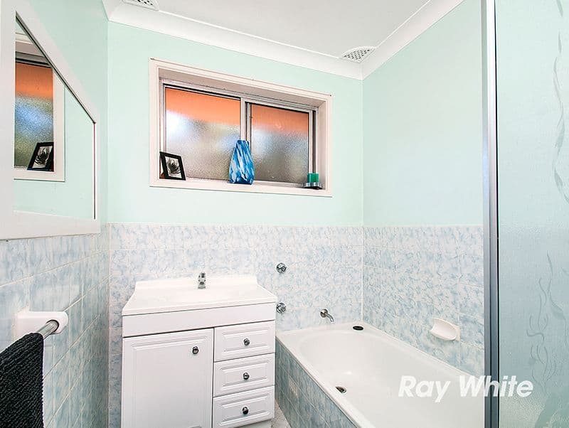 11 Coolong Street, Castle Hill - Thumbnail 7